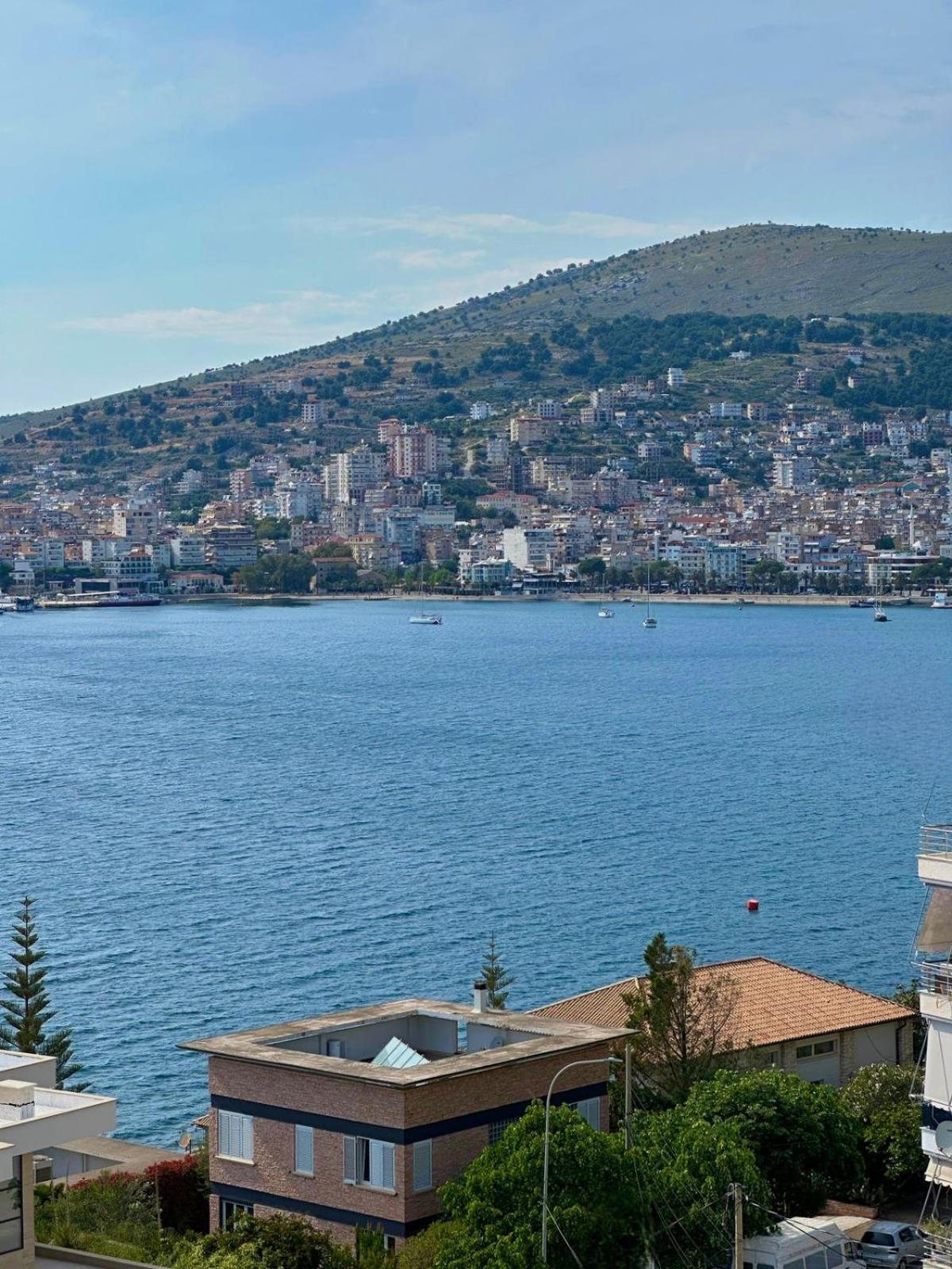 Esmeralda Apartaments Sarande Exterior photo