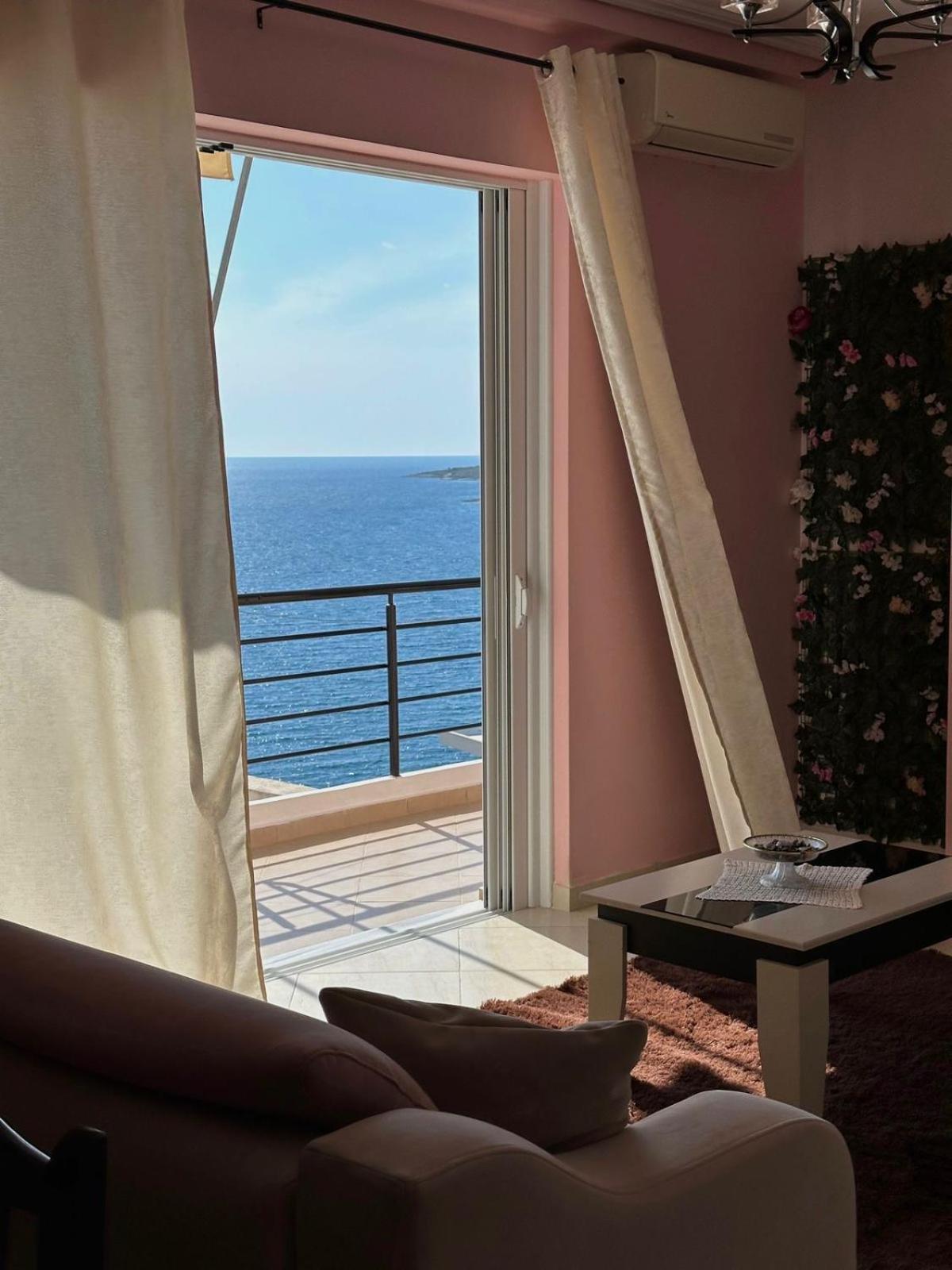 Esmeralda Apartaments Sarande Exterior photo