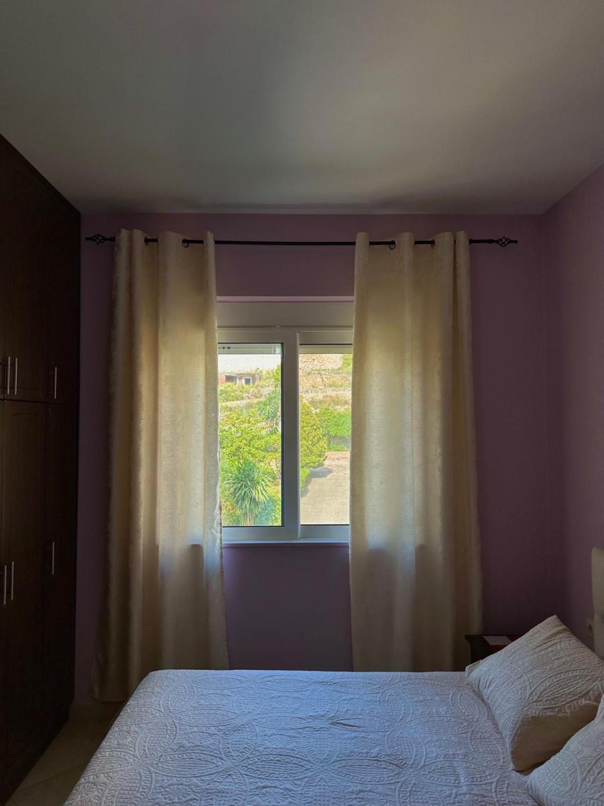 Esmeralda Apartaments Sarande Exterior photo