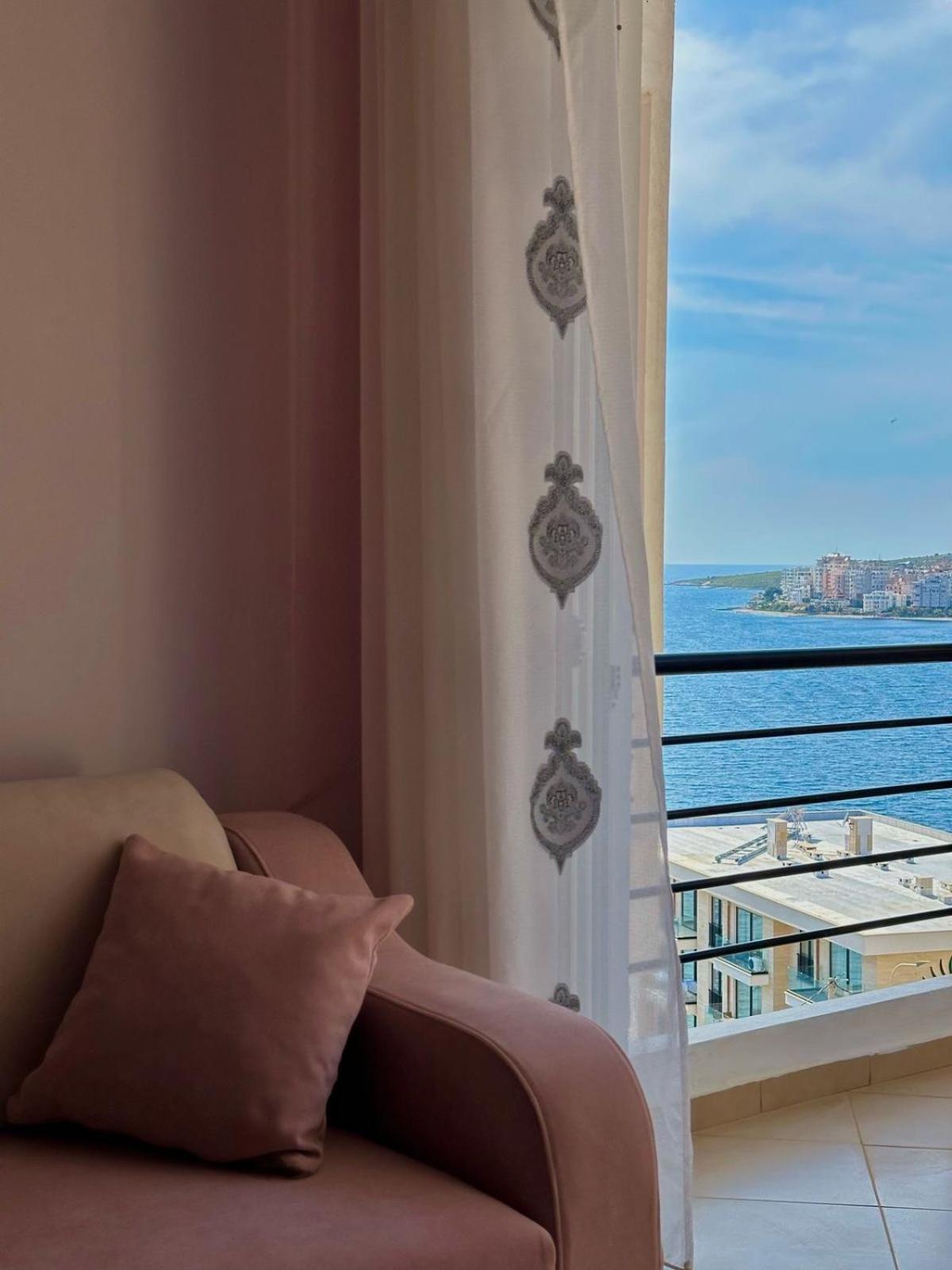 Esmeralda Apartaments Sarande Exterior photo