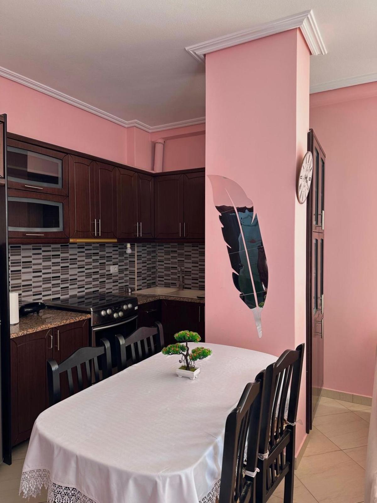 Esmeralda Apartaments Sarande Exterior photo