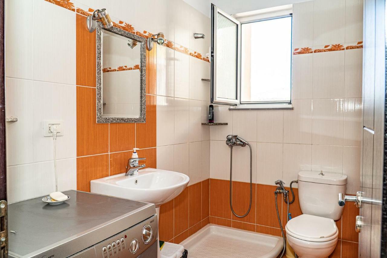 Esmeralda Apartaments Sarande Exterior photo